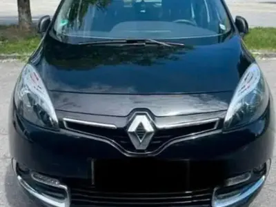 Usata Renault Scénic III 110 CV (80 kW) 2012 Nero Monovolume