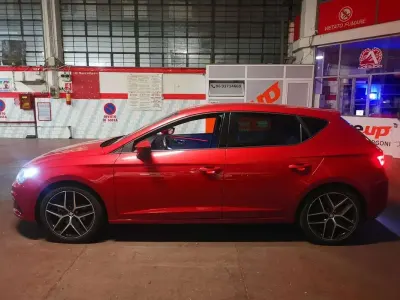 Occasion Seat Leon FR 131 ch (96 kW) 2019 Rouge Berline
