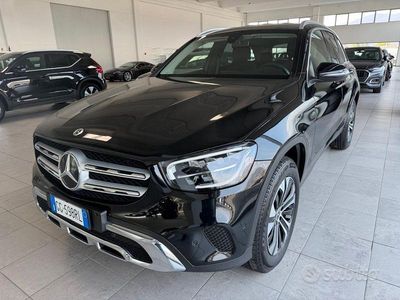 Usata Mercedes GLC300e Business 194 CV (142 kW) 2021 Nero SUV