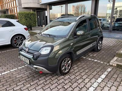 Usata Fiat Panda Cross Cross 69 CV (50 kW) 2019 Verde Utilitaria