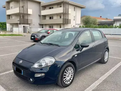 Usata Fiat Punto 95 CV (69 kW) 2018 Bluazzurro Utilitaria