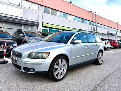 Usata Volvo V50 136 CV (100 kW) 2005 Argento Station wagon