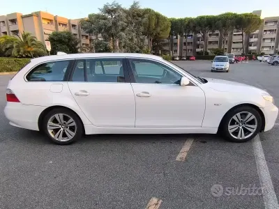 Usata BMW 520 Efficient Dynamics 177 CV (130 kW) 2009 Bianco Station wagon