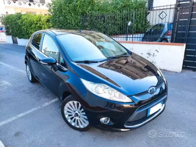 Usata Ford Fiesta Titanium 97 CV (71 kW) 2009 Nero Berlina