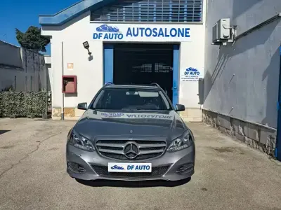 Usata Mercedes E200 Executive 170 CV (125 kW) 2014 Grigio Station wagon