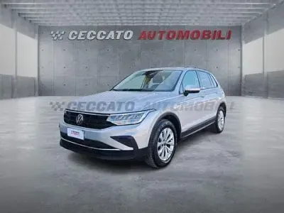 Usata VW Tiguan Life 150 CV (110 kW) 2024 Argento SUV