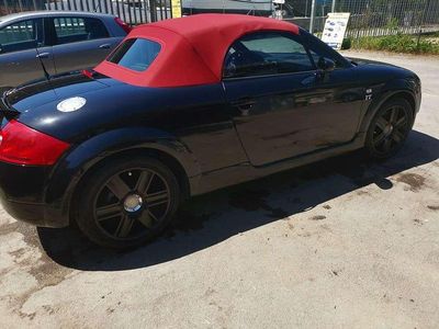 Usata Audi TT Roadster Ambiente 190 CV (139 kW) 2005 Nero Cabrio
