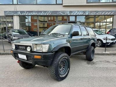 Usata Toyota 4 Runner 143 CV (105 kW) 1990 Grigio SUV