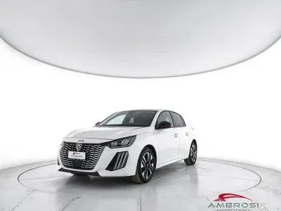 Usata Peugeot 208 Allure 101 CV (74 kW) 2025 Bianco Utilitaria