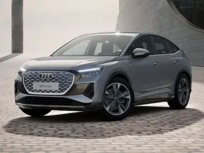 Usata Audi Q4 e-tron Advanced Plus 219 kW (299 CV) 2024 Grigio tifone metallizzato SUV