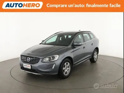 Usata Volvo XC60 Business Edition 190 CV (139 kW) 2017 Grigio SUV
