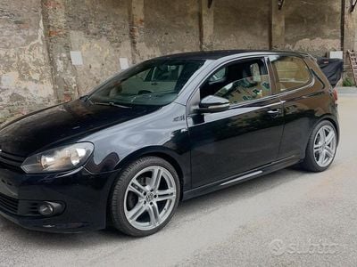 Usata VW Golf VI R-line 140 CV (102 kW) 2010 Nero Utilitaria