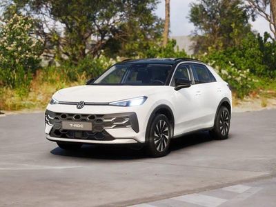 Nuova VW T-Roc Life 115 CV (84 kW) 2026 Pure white nero SUV