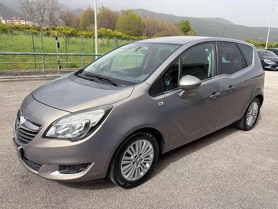 Usata Opel Meriva Cosmo 120 CV (88 kW) 2014 Beige Monovolume