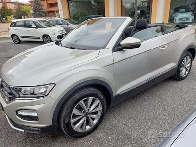 Usata VW T-Roc Cabriolet Style 150 CV (110 kW) 2021 Grigio Cabrio