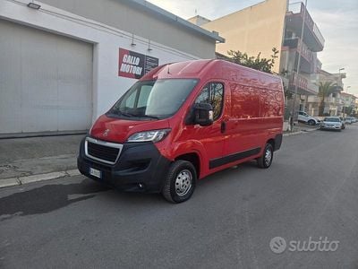 Usata Peugeot Boxer 140 CV (102 kW) 2020 Rosso Furgone