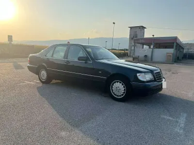 Usata Mercedes S320 231 CV (169 kW) 1997 Blu/azzurro Berlina