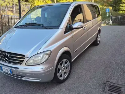 Usata Mercedes Viano 150 CV (110 kW) 2006 Grigio Monovolume