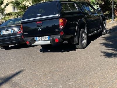 Usata Mitsubishi L200 136 CV (100 kW) 2011 Nero Pick-up