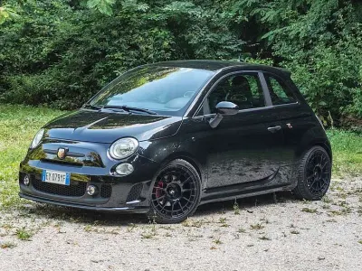 Usata Abarth 500 Custom 135 CV (99 kW) 2015 Nero Utilitaria