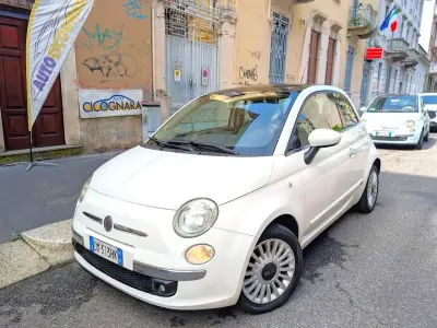 Usata Fiat 500 Lounge 101 CV (74 kW) 2008 Bianco Utilitaria
