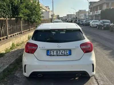Usata Mercedes A180 Premium 109 CV (80 kW) 2015 Berlina