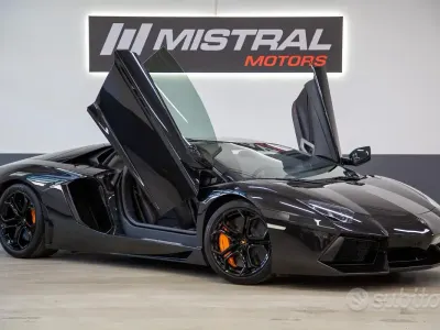 Usata Lamborghini Aventador 700 CV (514 kW) 2012 Nero Coupé