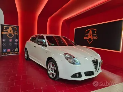 Usata Alfa Romeo Giulietta Sprint 150 CV (110 kW) 2015 Bianco Utilitaria