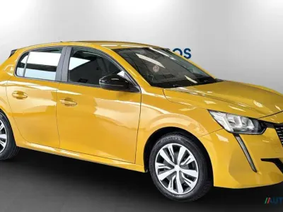 Usata Peugeot 208 Active 102 CV (75 kW) 2023 Giallo faro Utilitaria