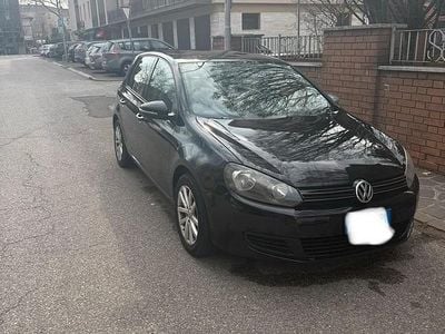 Usata VW Golf VI Comfortline 105 CV (77 kW) 2011 Nero Utilitaria