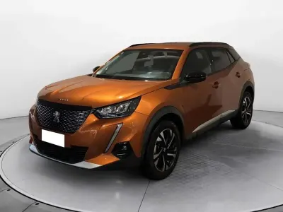 Usata Peugeot 2008 Allure 102 CV (75 kW) 2020 Arancio SUV