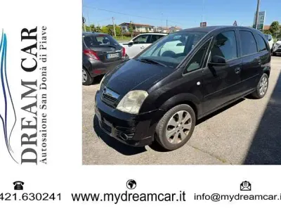 Usado Opel Meriva 75 CV (55 kW) 2008 Negro Monovolumen