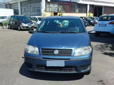 Usata Fiat Punto 60 CV (44 kW) 2005 Blu Utilitaria