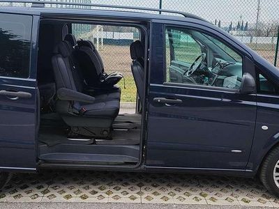 Begagnad Mercedes Vito 163 HK (119 kW) 2011 Blå Van