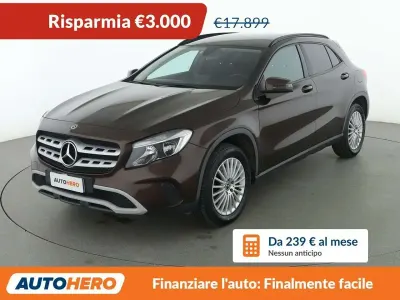 Usata Mercedes GLA200 Business 136 CV (100 kW) 2017 Marrone SUV