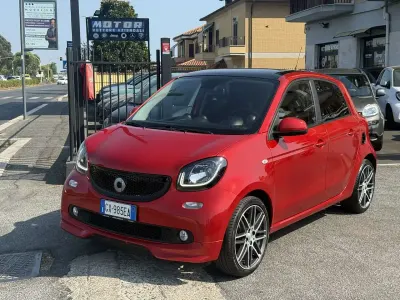Usata Smart ForFour Brabus Xclusive 109 CV (80 kW) 2017 Rosso Utilitaria