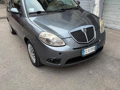 Usata Lancia Ypsilon 2009 Grigio Utilitaria