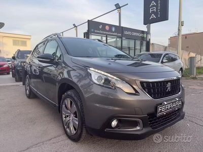 Usata Peugeot 2008 Allure 75 CV (55 kW) 2017 Grigio SUV
