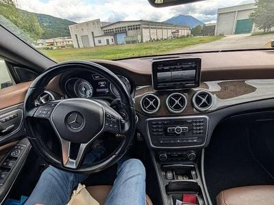 Mercedes CLA220