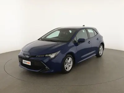 Usata Toyota Corolla Active 122 CV (89 kW) 2019 Blu Berlina