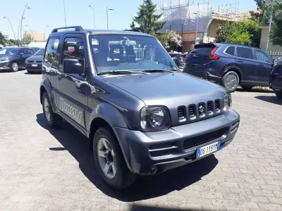 Usata Suzuki Jimny 86 CV (63 kW) 2008 Grigio SUV
