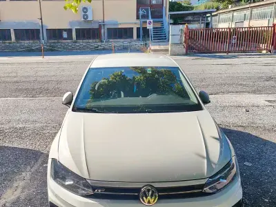 Usata VW Polo R-line 95 CV (69 kW) 2019 Bianco Utilitaria