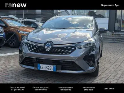 Usata Renault Clio Techno 90 CV (66 kW) 2025 Grigio scuro Utilitaria