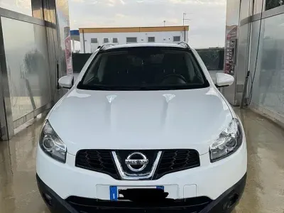 Usata Nissan Qashqai 131 CV (96 kW) 2014 Bianco SUV