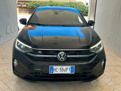 Usata VW Taigo R-line 110 CV (80 kW) 2022 Nero SUV