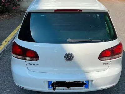 Usata VW Golf VI 105 CV (77 kW) 2010 Bianco Utilitaria