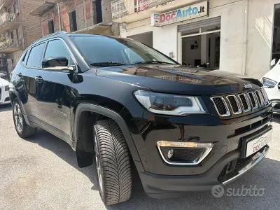 Usata Jeep Compass Limited 140 CV (102 kW) 2018 Nero SUV