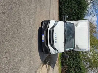 Usata Iveco Daily 175 CV (128 kW) 2023 Bianco Furgone