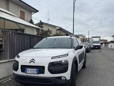 Usata Citroën C4 Feel 82 CV (60 kW) 2016 Bianco SUV