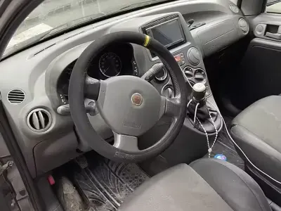 Usata Fiat Panda 101 CV (74 kW) 2007 Utilitaria